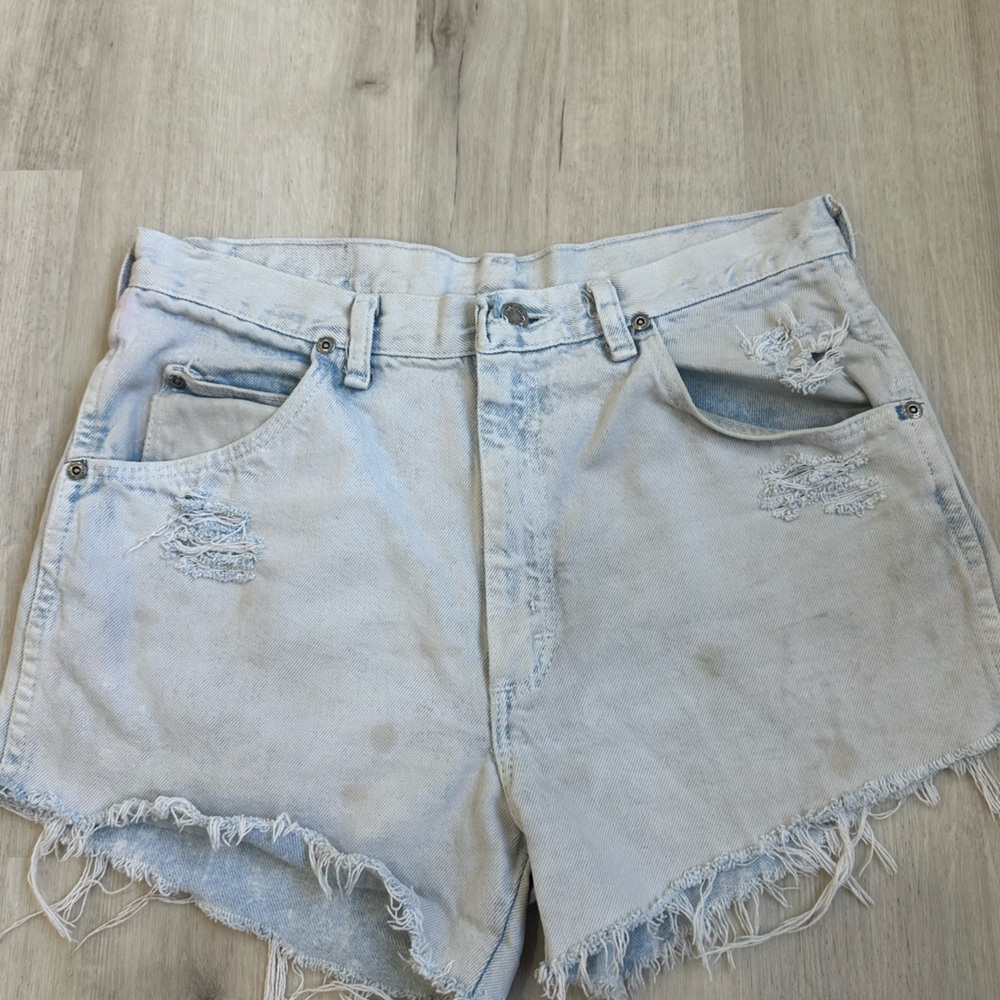 Wrangler Blue Jean Shorts Distressed Raw-Edge